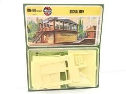 Airfix Products 01605-2 OO Signal Box Small Building Kit 1 Airfix Products 01605-2 OO Signal Box Small Building Kit