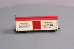 Bachmann 27017 On30 Bachmann 175th Anniversary Wood Boxcar 18 Bachmann 27017 On30 Bachmann 175th Anniversary Wood Boxcar -Exquisite Train Model Shop 20190712 095141 C4 Trainz 4306621 05