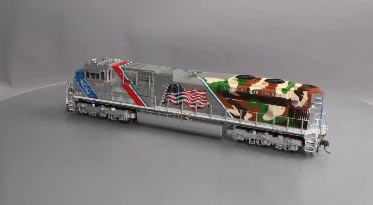 MTH 22-20953-2 O Union Pacific SD70ACe Diesel Locomotive W/PS-3 #1943 - 2-Rail 3 MTH 22-20953-2 O Union Pacific SD70ACe Diesel Locomotive W/PS-3 #1943 - 2-Rail - Image 3