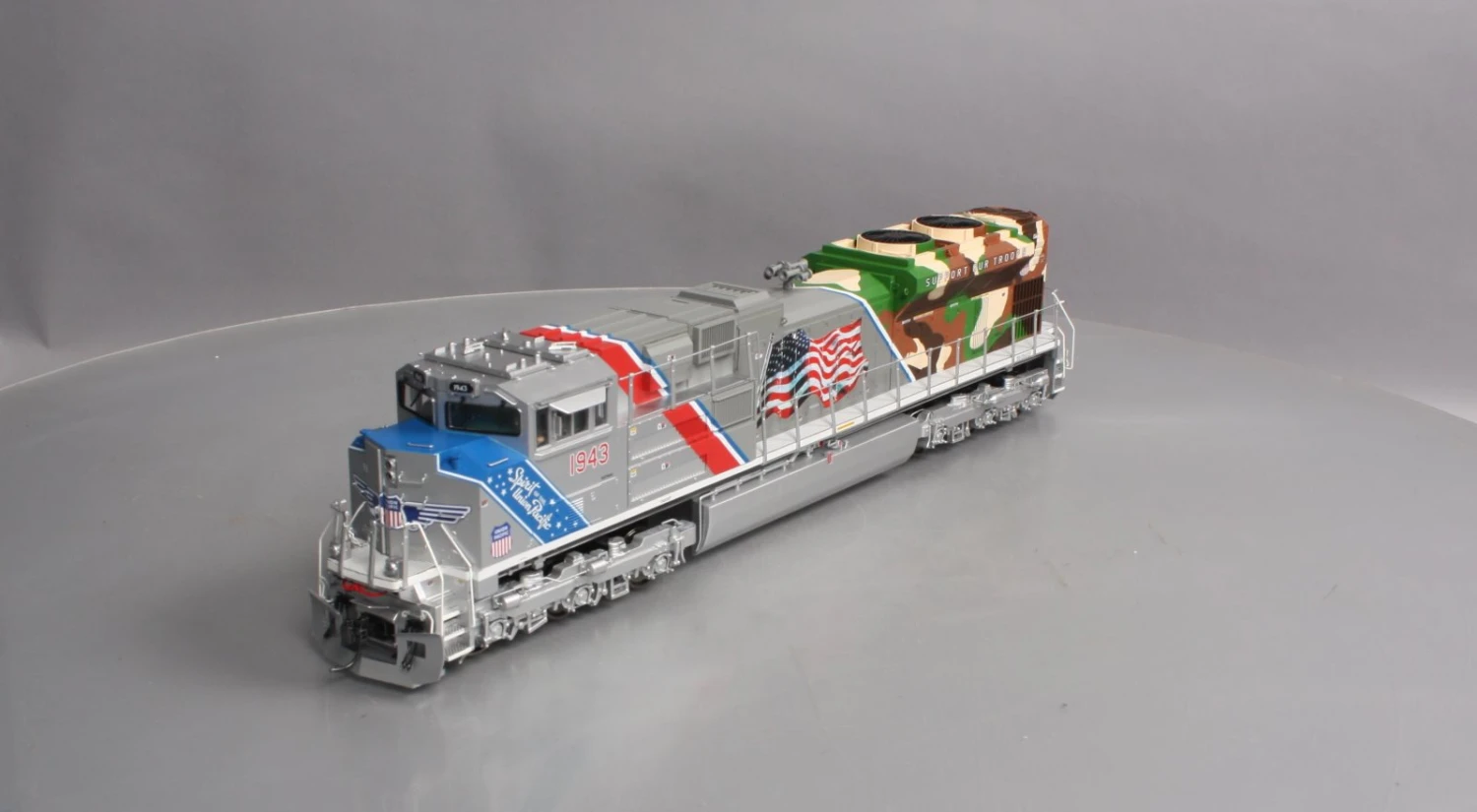 MTH 22-20953-2 O Union Pacific SD70ACe Diesel Locomotive W/PS-3 #1943 - 2-Rail 9 MTH 22-20953-2 O Union Pacific SD70ACe Diesel Locomotive W/PS-3 #1943 - 2-Rail - Image 9