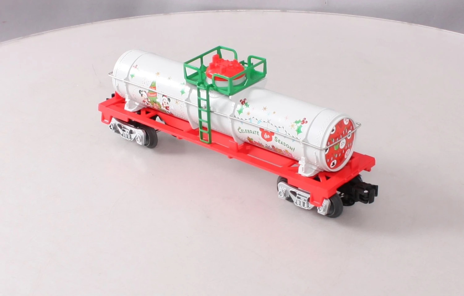 Lionel 2028360 O Mickey & Friends Christmas Tank Car 6 Lionel 2028360 O Mickey & Friends Christmas Tank Car - Image 6