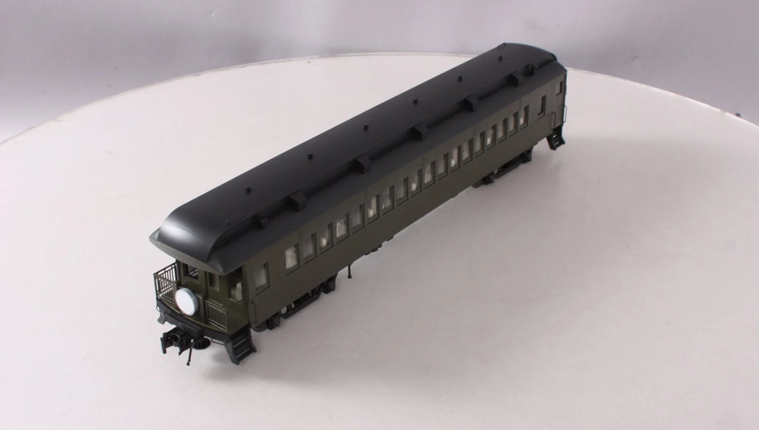 Atlas 2002700 O Gauge Unlettered 3 Rail Trainman 60' Observation Car 4 Atlas 2002700 O Gauge Unlettered 3 Rail Trainman 60' Observation Car - Image 4
