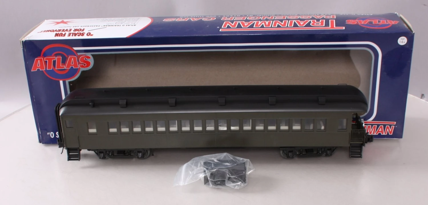 Atlas 2002700 O Gauge Unlettered 3 Rail Trainman 60' Observation Car 1 Atlas 2002700 O Gauge Unlettered 3 Rail Trainman 60' Observation Car