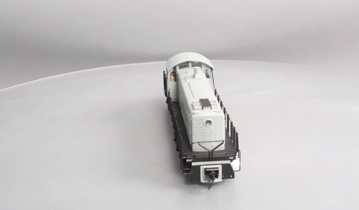 Atlas 7870 O 2-Rail Undecorated RS-1 Diesel Locomotive 7 Atlas 7870 O 2-Rail Undecorated RS-1 Diesel Locomotive - Image 7