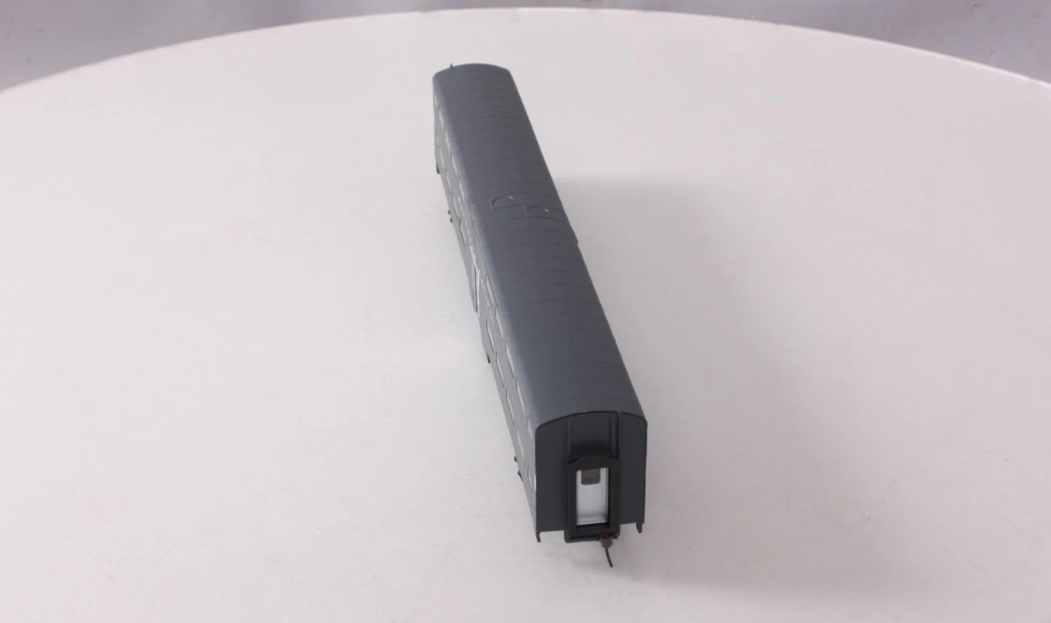 Walthers 932-5972 HO Southern Pacific PS Commuter Car 3 Walthers 932-5972 HO Southern Pacific PS Commuter Car - Image 3