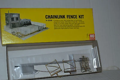 Alloy Forms H-2009 HO Chain Link Fence Building Kit 1 Alloy Forms H-2009 HO Chain Link Fence Building Kit