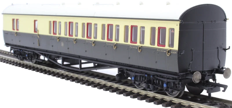 Hornby R4877A OO 57' Great Western Railway Collett Bow Compartment Coach #5504 1 Hornby R4877A OO 57' Great Western Railway Collett Bow Compartment Coach #5504