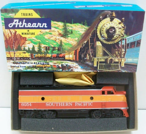 Athearn 3135 HO SP Daylight F-7 A Unit Powered Diesel Locomotive 1 Athearn 3135 HO SP Daylight F-7 A Unit Powered Diesel Locomotive
